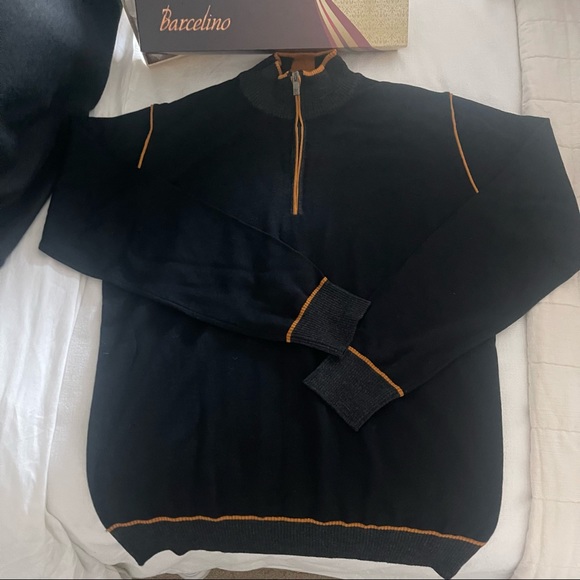 NWT Barcelona Quarter Zip - Picture 1 of 5